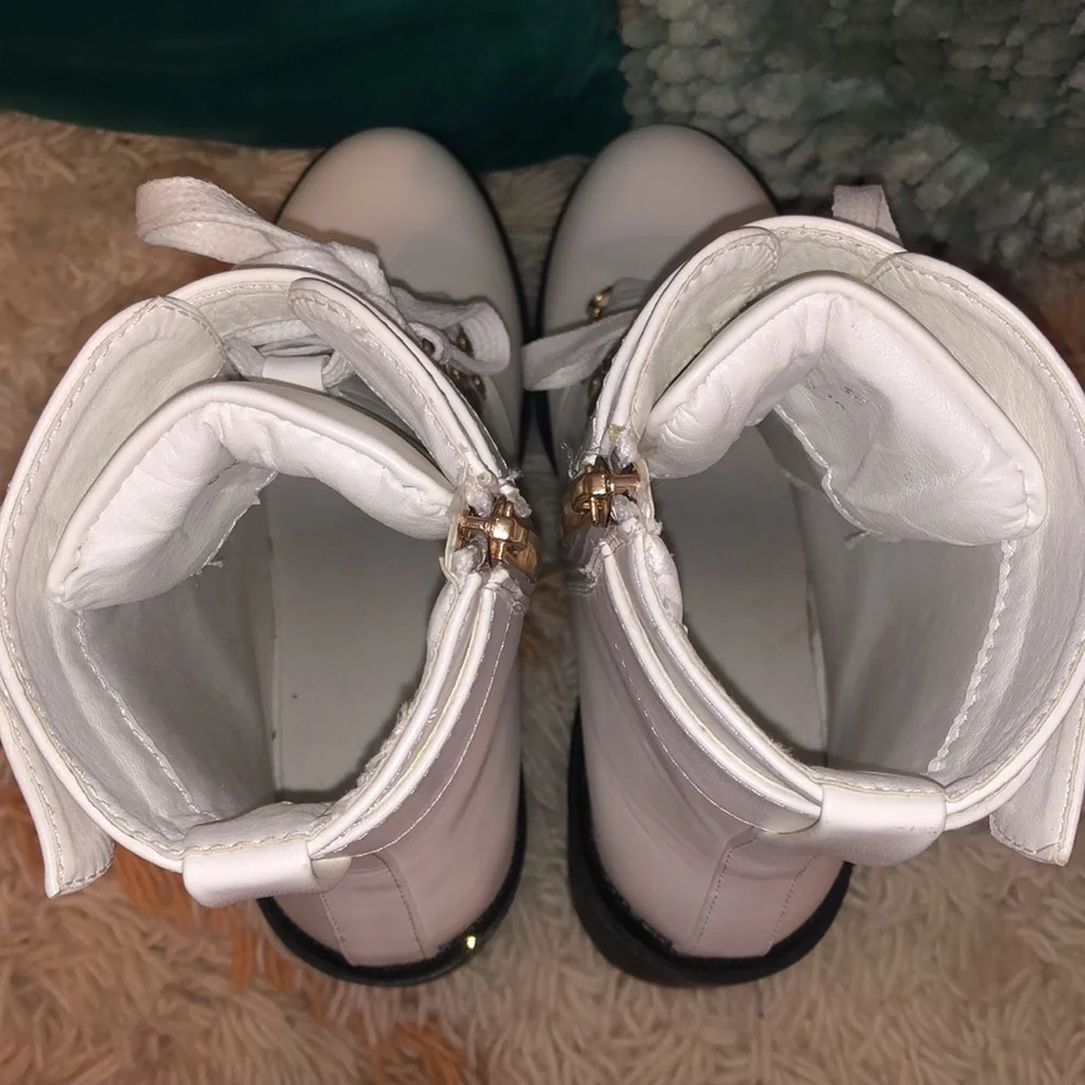 White pleather, chunky heeled boots with gold details. New, US 6.5/ EU 37 - Picture 7 of 7